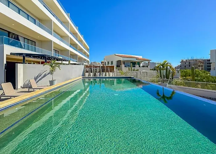 Ferienhaus Stunning Oceanfront Luxury With Spacious Balcony- Perfect For Families