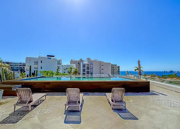Ferienhaus Stunning Oceanfront Luxury With Spacious Balcony- Perfect For Families *