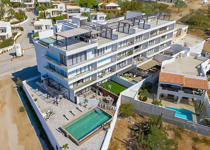 Ferienhaus Stunning Oceanfront Luxury With Spacious Balcony- Perfect For Families *